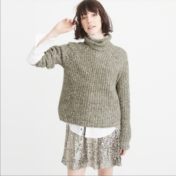Abercrombie & Fitch Sweaters - Abercrombie & Fitch Shaker Turtleneck Sweater